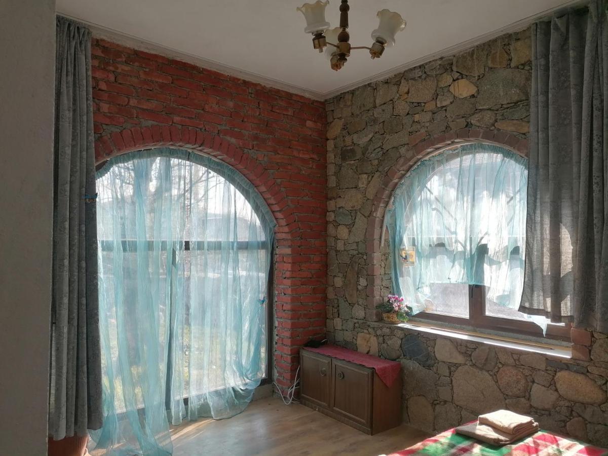 Лилянината Къща Villa Kalofer Bagian luar foto